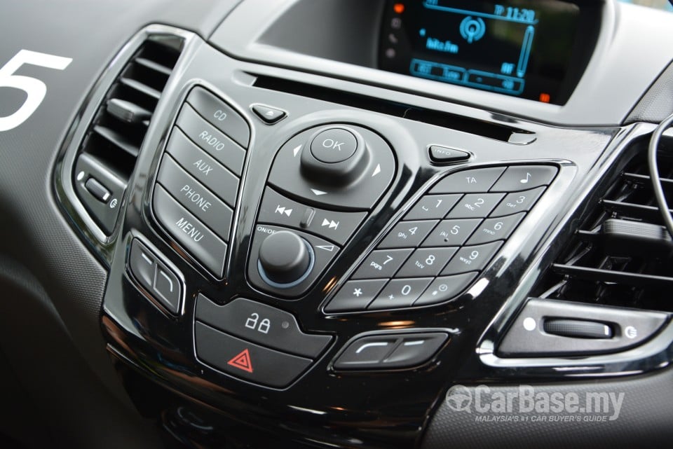 Ford Fiesta Sedan Mk6 Facelift (B299) (2013) Interior