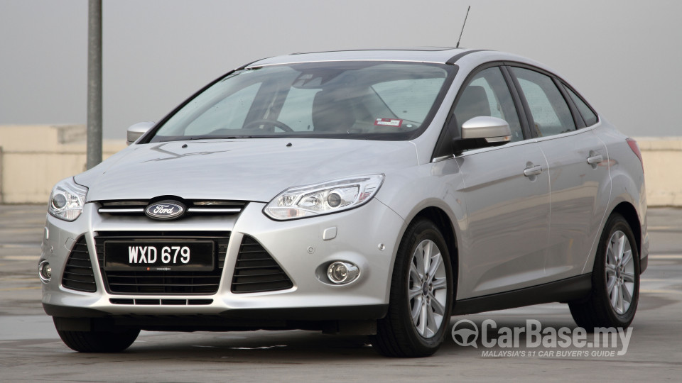 Ford Focus Sedan Mk3 (2012) Exterior