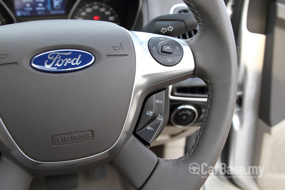 Ford Focus Sedan Mk3 (2012) Interior