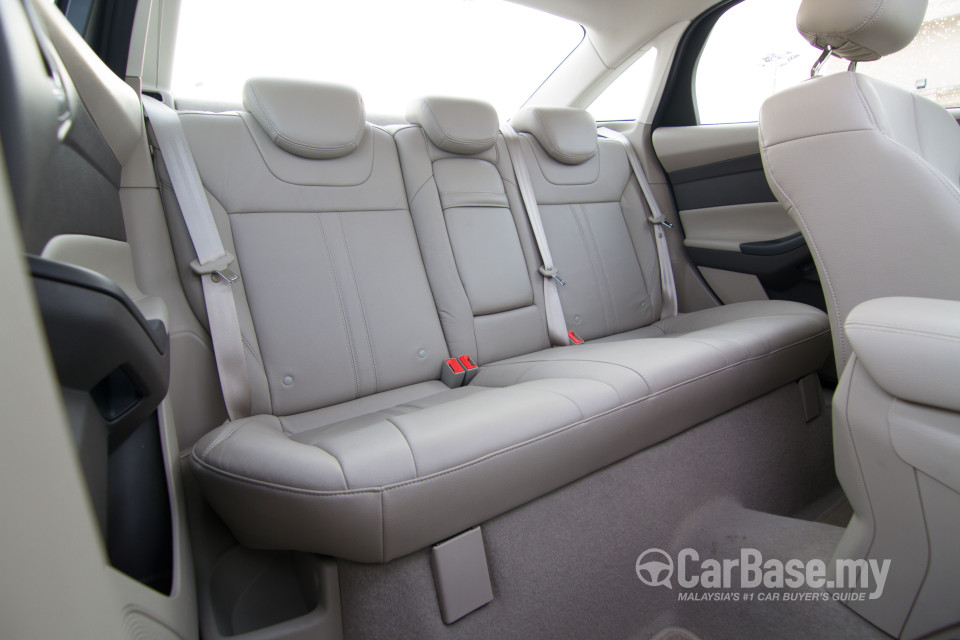 Ford Focus Sedan Mk3 (2012) Interior