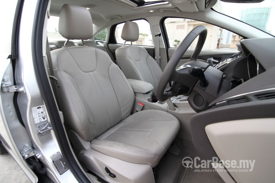 Ford Focus Sedan Mk3 (2012) Interior