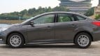 Ford Focus Sedan Exterior photo