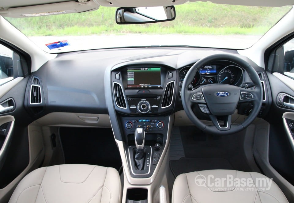 Ford Focus Sedan Mk3 (C346) FL (2016) Interior
