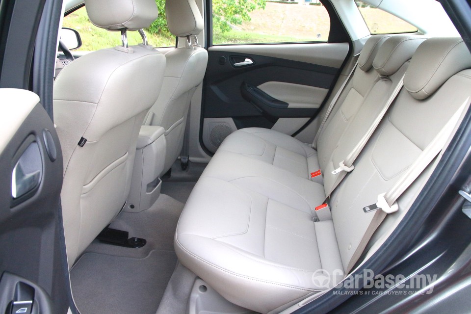 Ford Focus Sedan Mk3 (C346) FL (2016) Interior