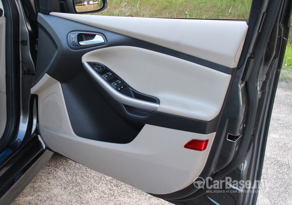 Ford Focus Sedan Mk3 (C346) FL (2016) Interior