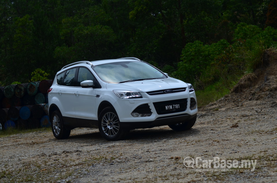 Ford Kuga Mk2 (C520) (2013) Exterior