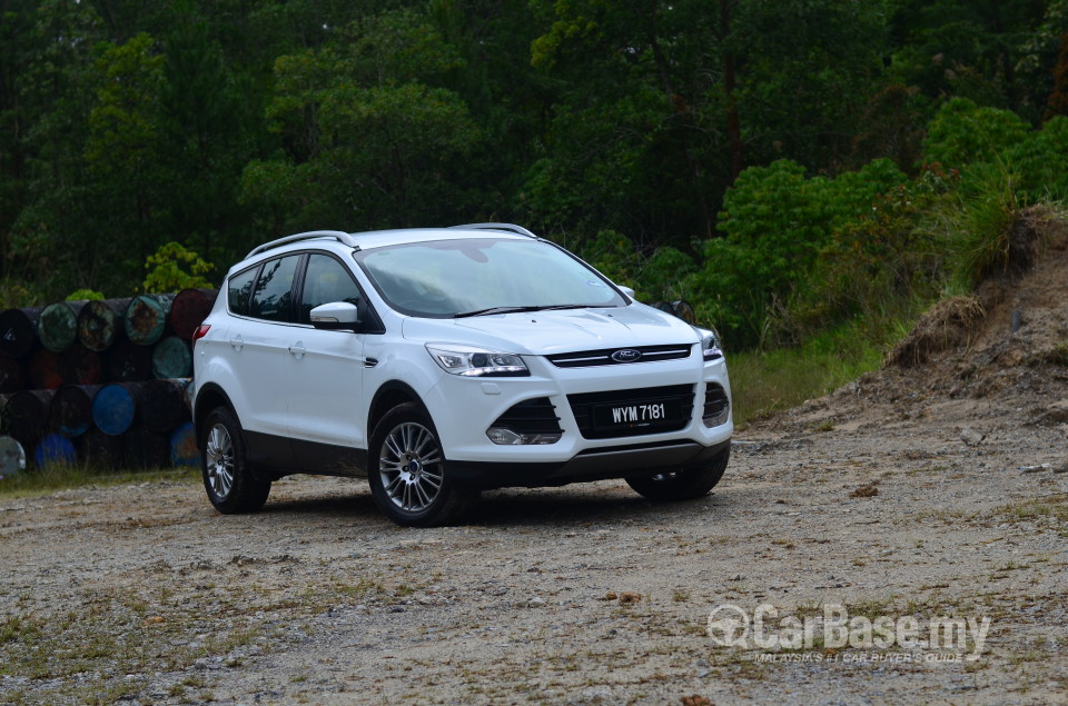 Ford Kuga Mk2 (C520) (2013) Exterior