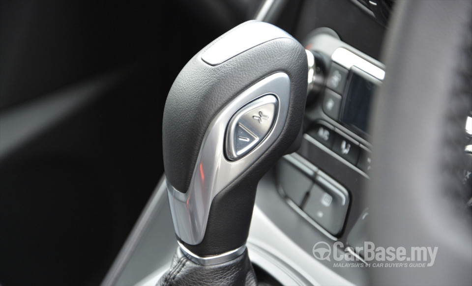 Ford Kuga Mk2 (C520) (2013) Interior