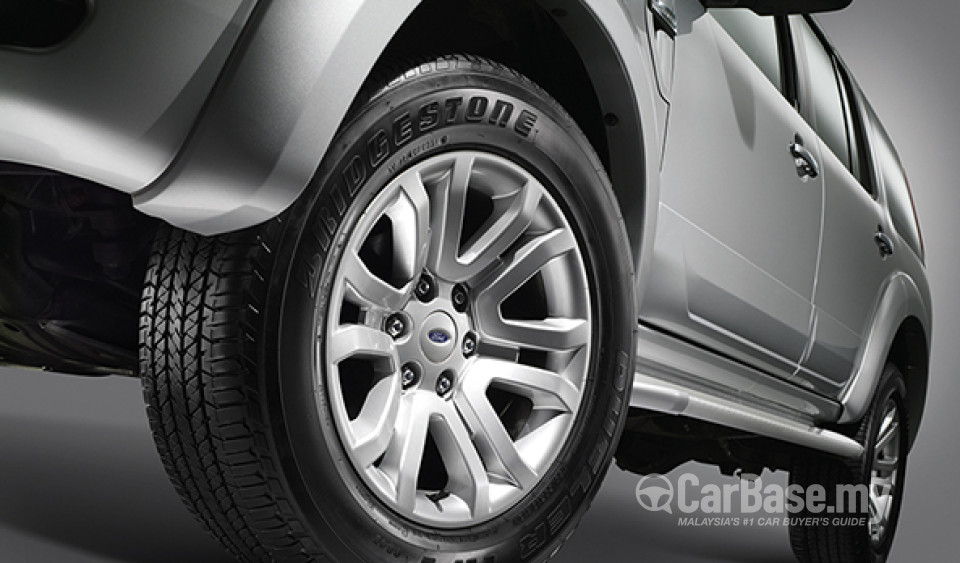 Ford Everest Mk3 Facelift (2013) Exterior