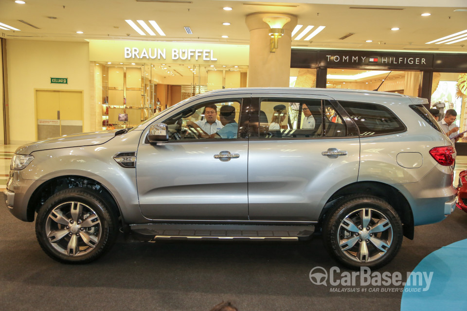 Ford Everest T6 (2016) Exterior