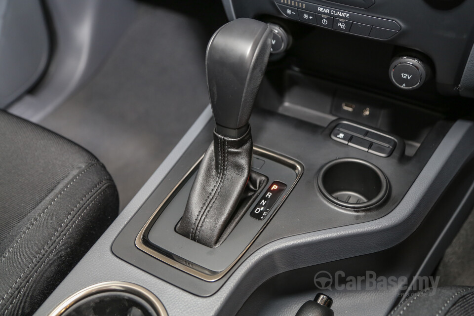 Audi A4 B9 (2016) Interior