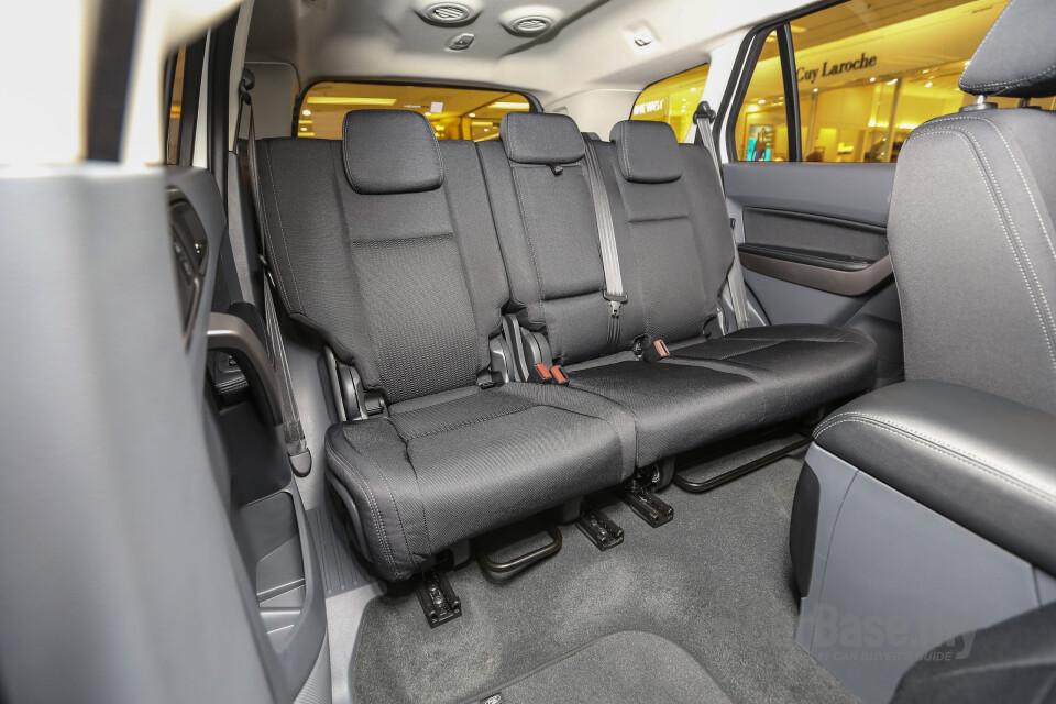 Toyota Fortuner AN160 (2016) Interior