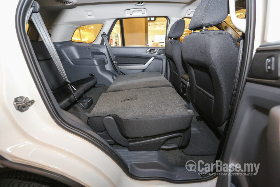 Ford Everest T6 (2016) Interior