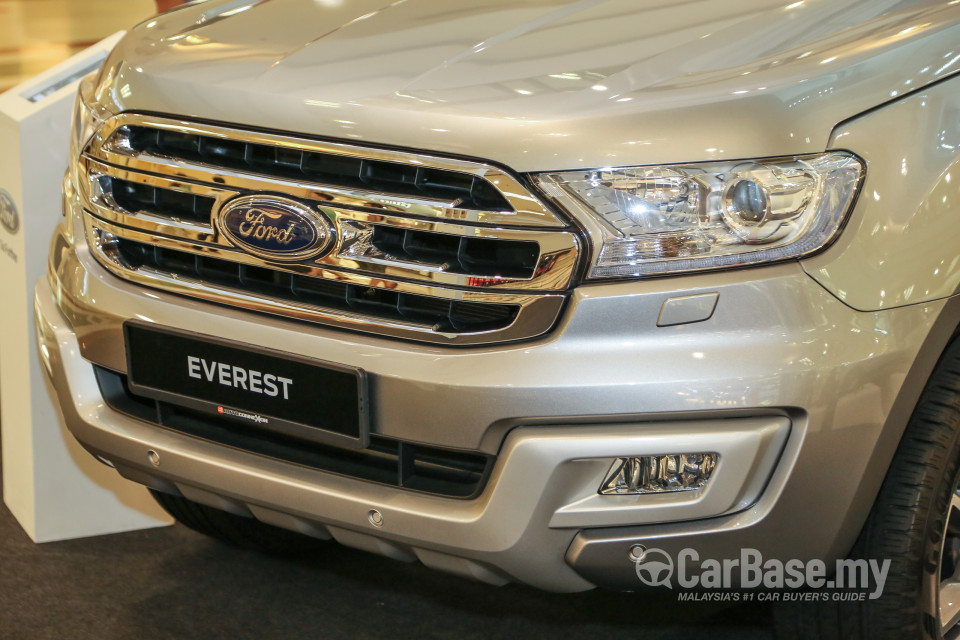 Ford Everest T6 (2016) Interior