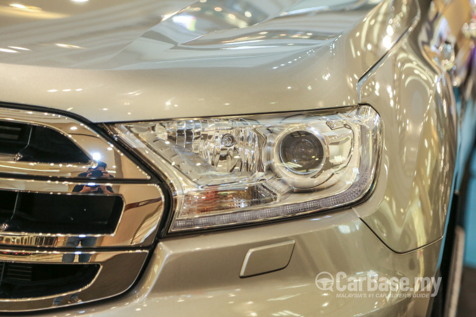 Ford Everest T6 (2016) Interior