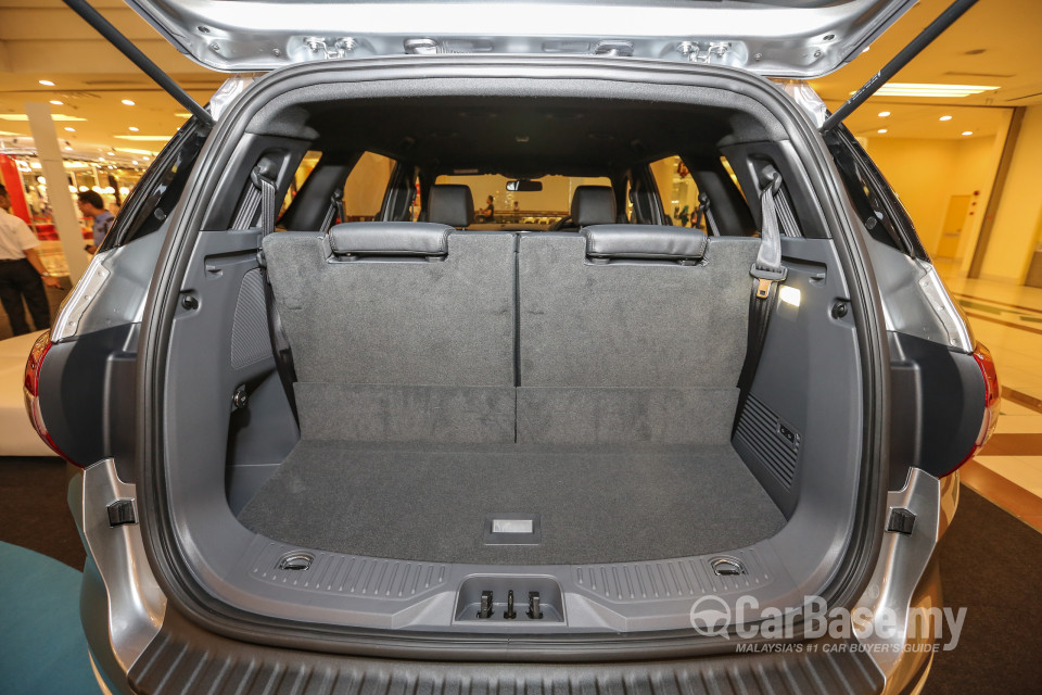 Ford Everest T6 (2016) Interior