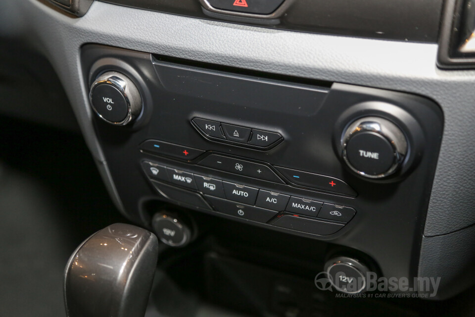 Honda Jazz GK Facelift (2017) Interior