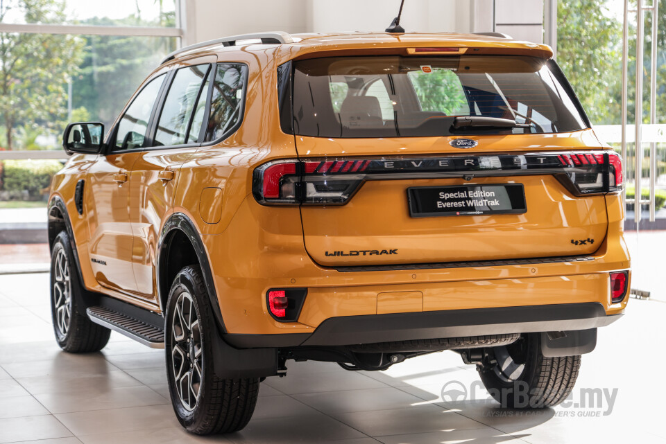 Ford Everest UB (2022) Exterior