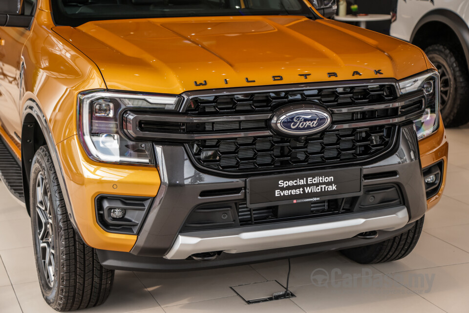 Ford Everest UB (2022) Exterior