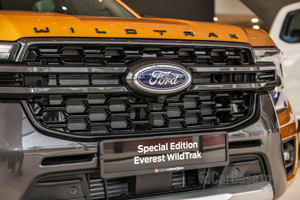 Ford Everest UB (2022) Exterior