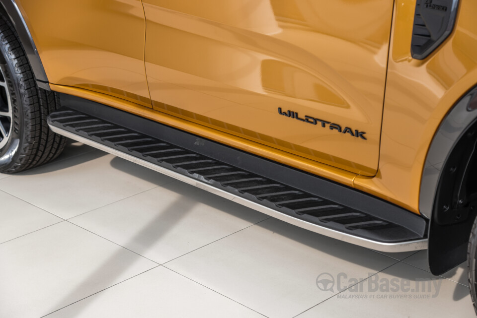 Ford Everest UB (2022) Exterior