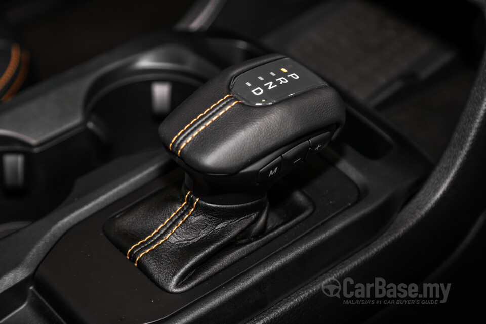 Ford Everest UB (2022) Interior