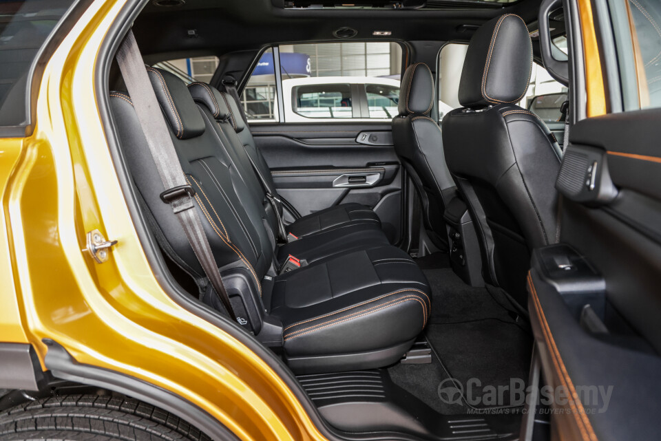 Ford Everest UB (2022) Interior