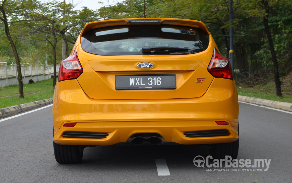 Ford Focus ST Mk3 (C346) (2012) Exterior