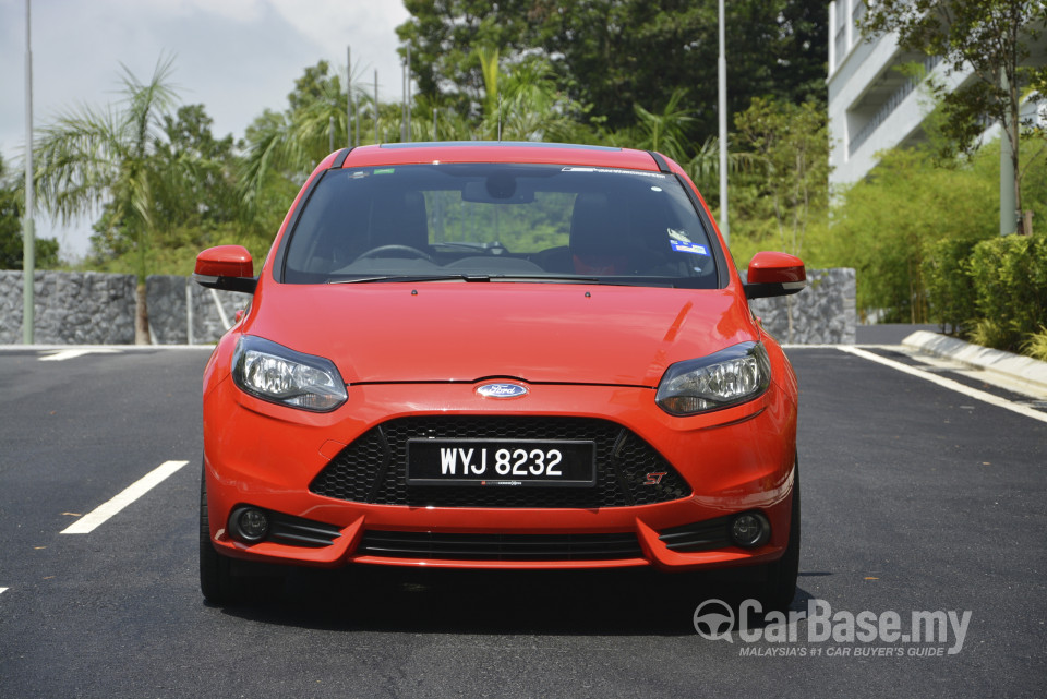 Ford Focus ST Mk3 (C346) (2012) Exterior