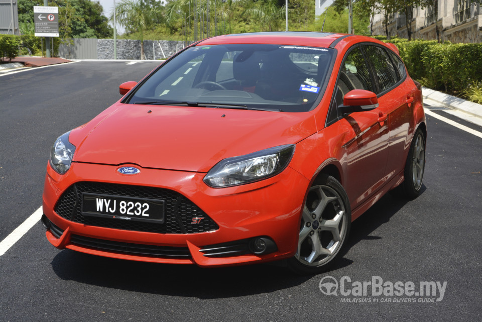 Ford Focus ST Mk3 (C346) (2012) Exterior