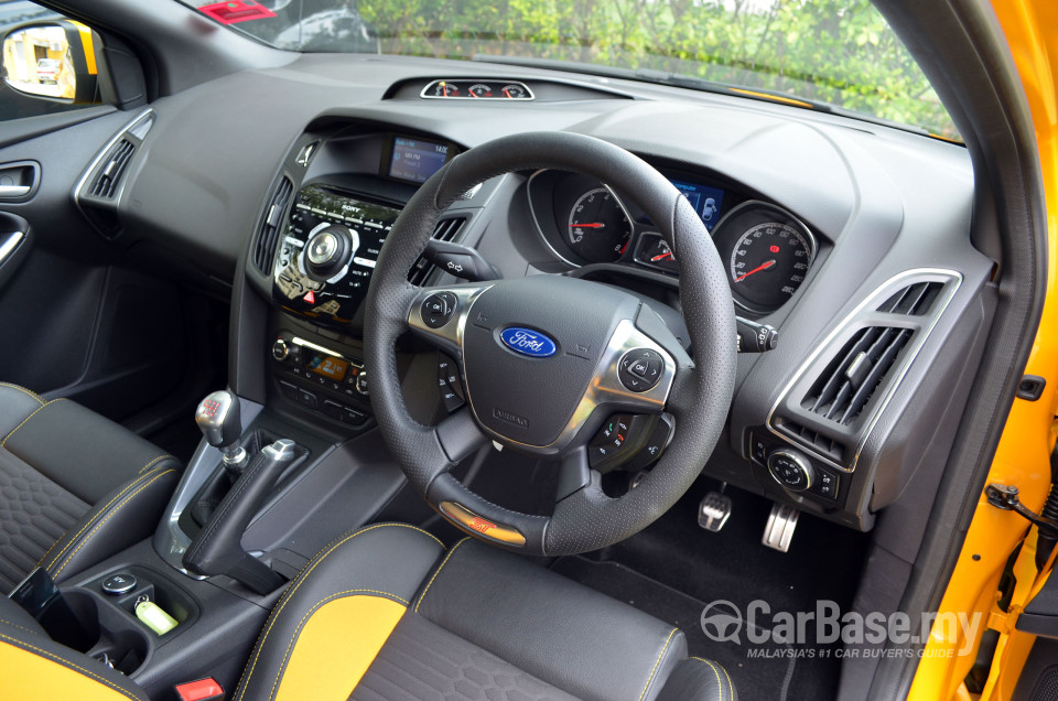 Ford Focus ST Mk3 (C346) (2012) Interior