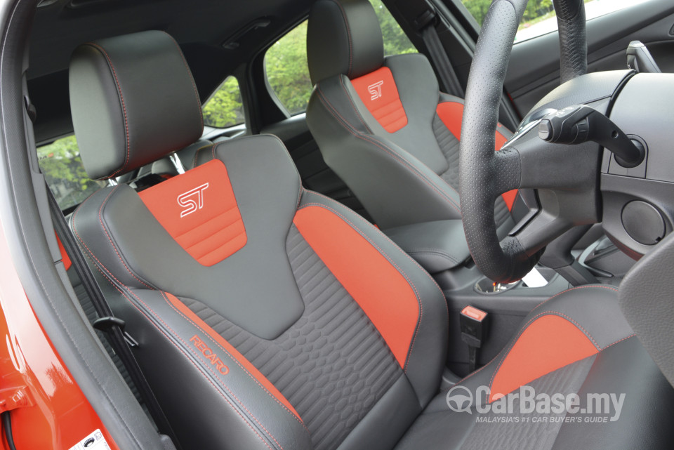 Ford Focus ST Mk3 (C346) (2012) Interior