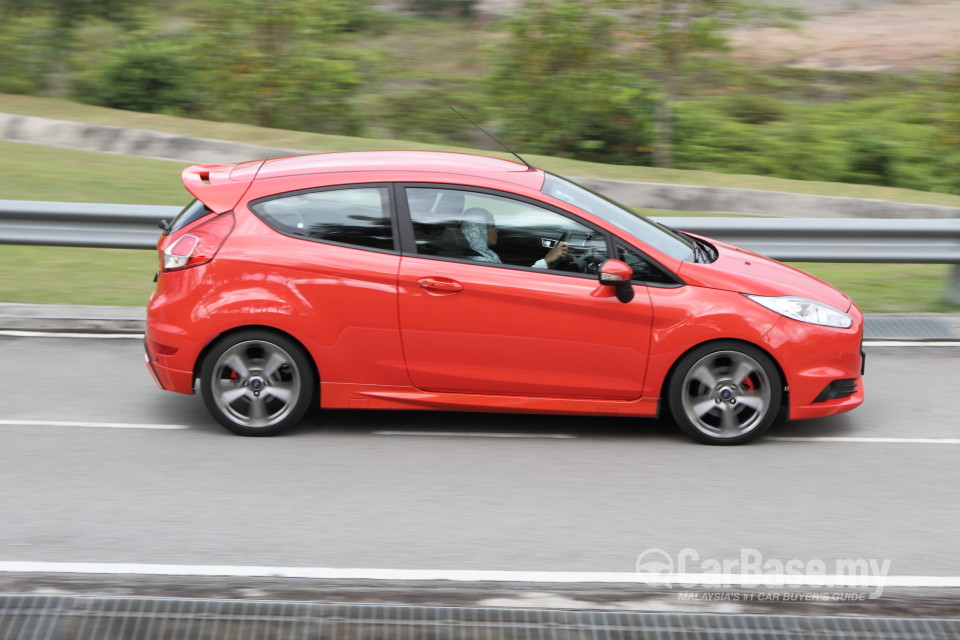 Ford Fiesta ST B299 (2014) Exterior