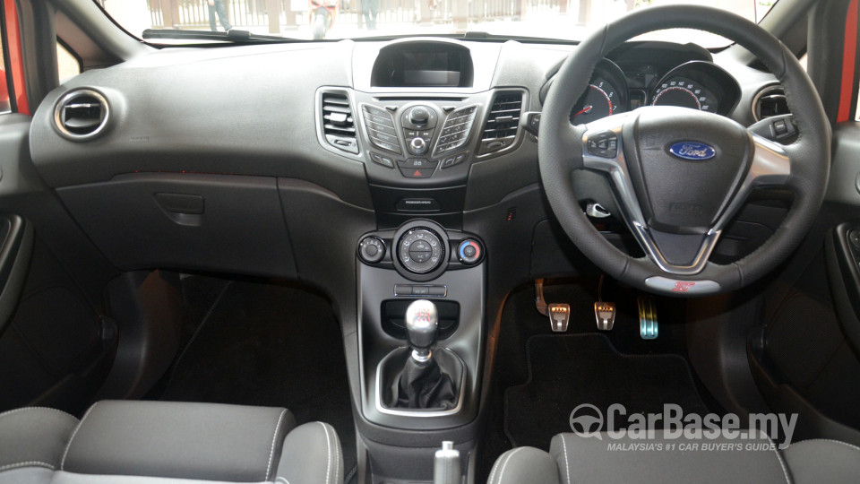 Ford Fiesta ST B299 (2014) Interior