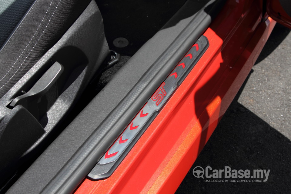 Ford Fiesta ST B299 (2014) Interior