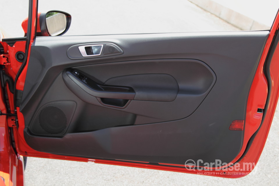 Ford Fiesta ST B299 (2014) Interior