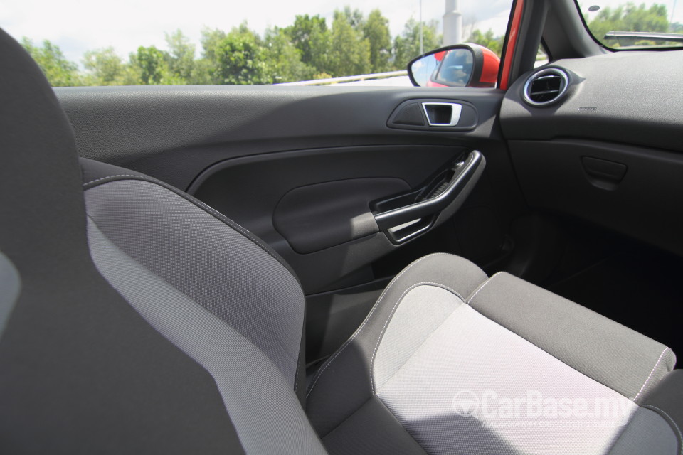 Ford Fiesta ST B299 (2014) Interior