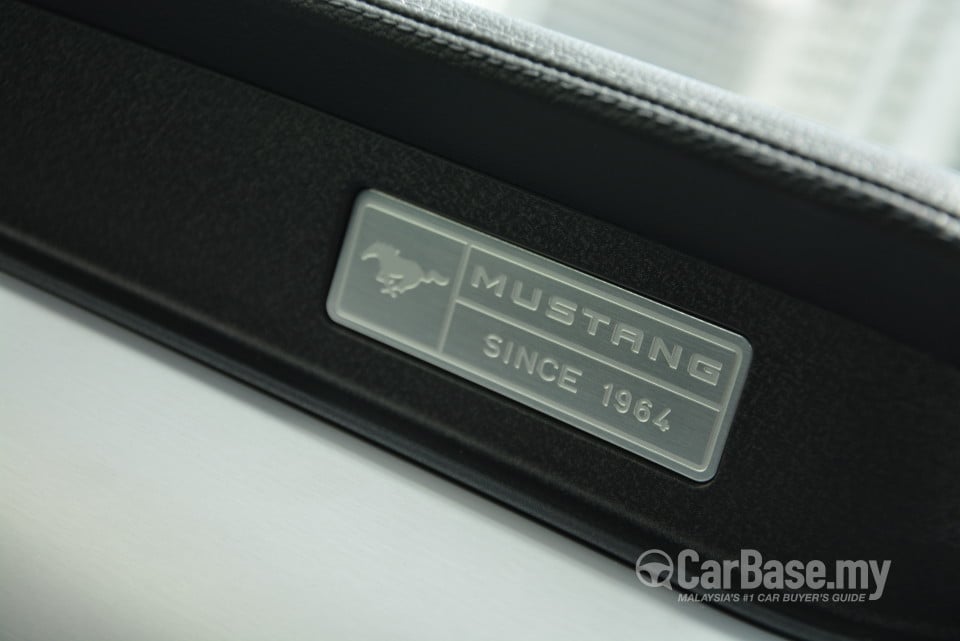 Ford Mustang S550 (2016) Interior