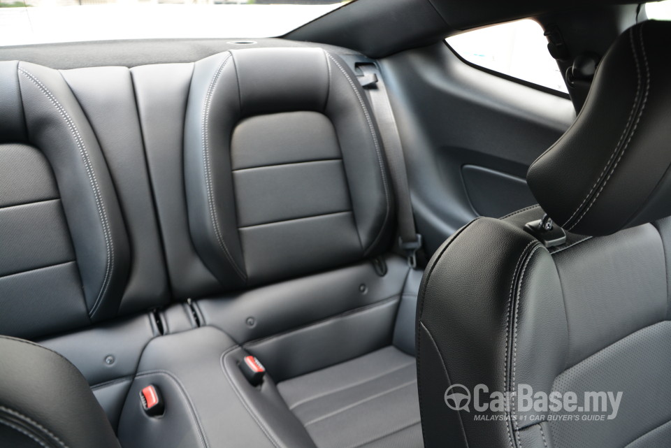 Ford Mustang S550 (2016) Interior