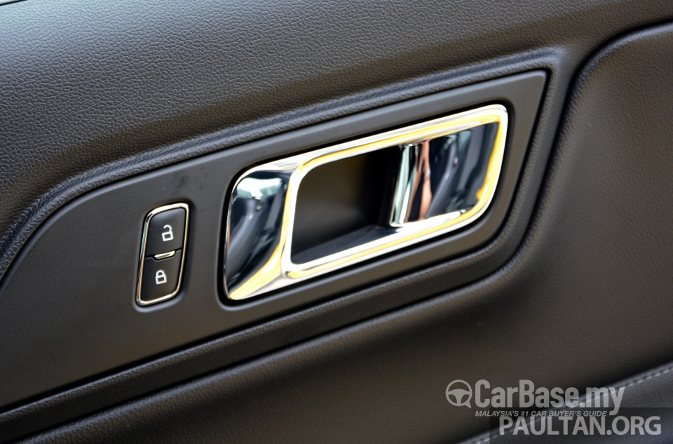 Ford Mustang S550 (2016) Interior