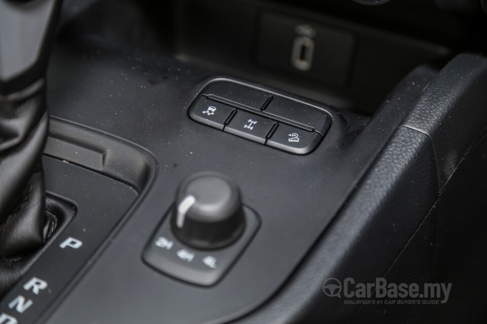 Mazda MX-5 ND (2015) Interior