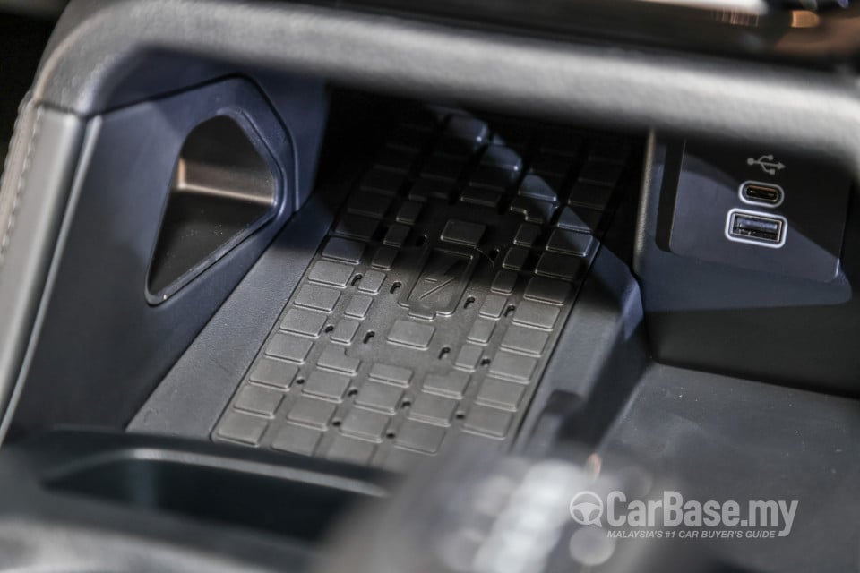 Ford Ranger Raptor P703 (2022) Interior