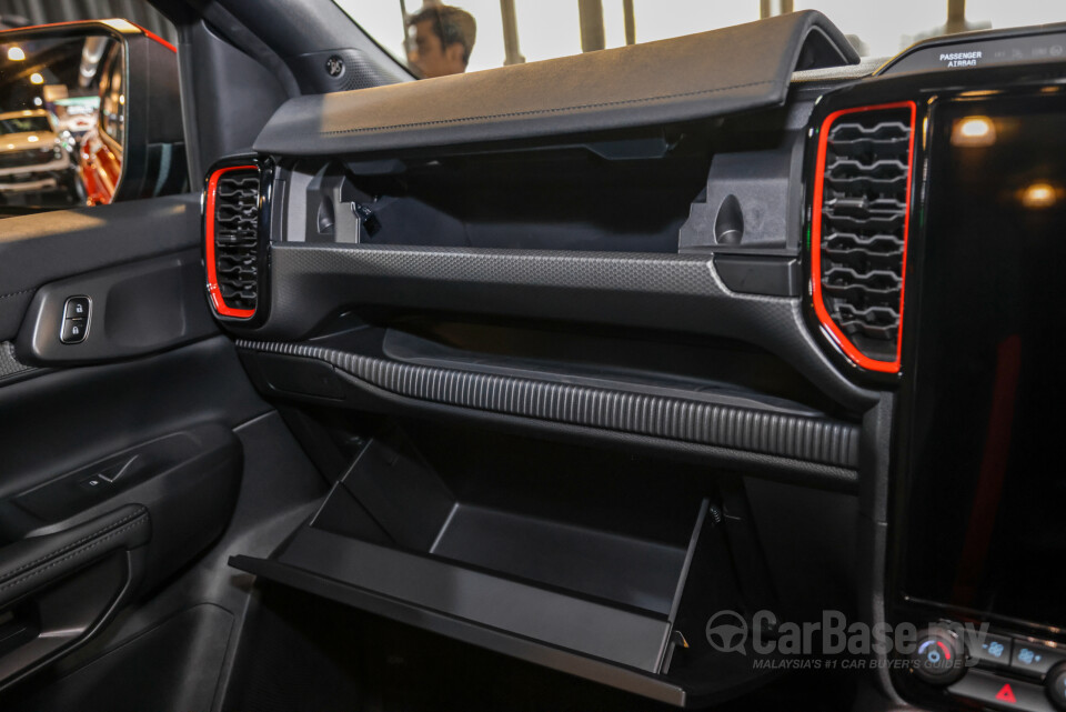Ford Ranger Raptor P703 (2022) Interior