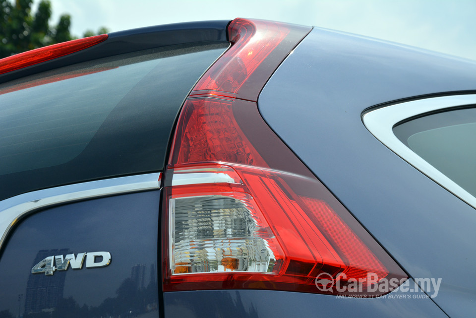 Honda CR-V RM Facelift (2015) Exterior