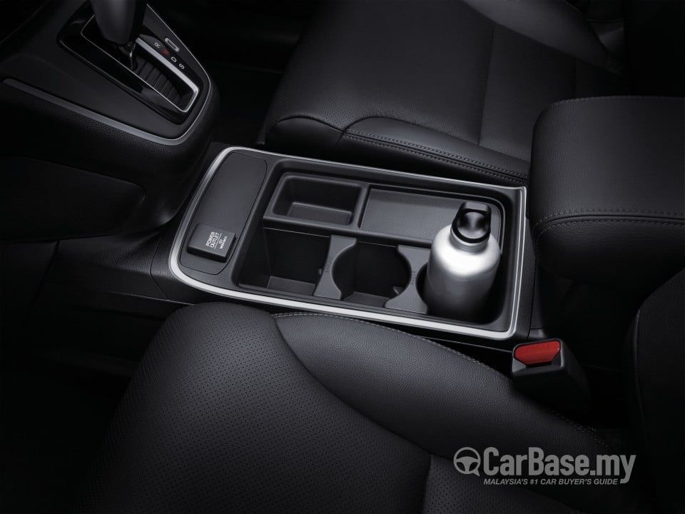 Honda CR-V RM Facelift (2015) Interior