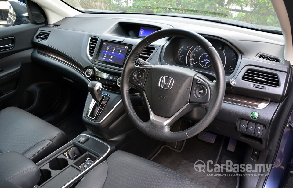 Honda CR-V RM Facelift (2015) Interior