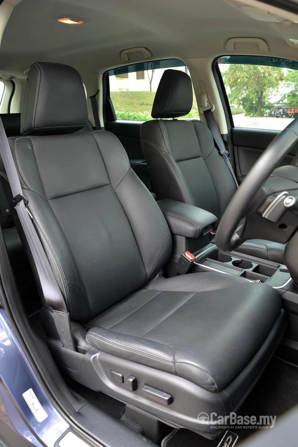 Honda CR-V RM Facelift (2015) Interior