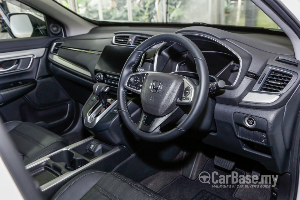 Honda CR-V RW (2017) Interior