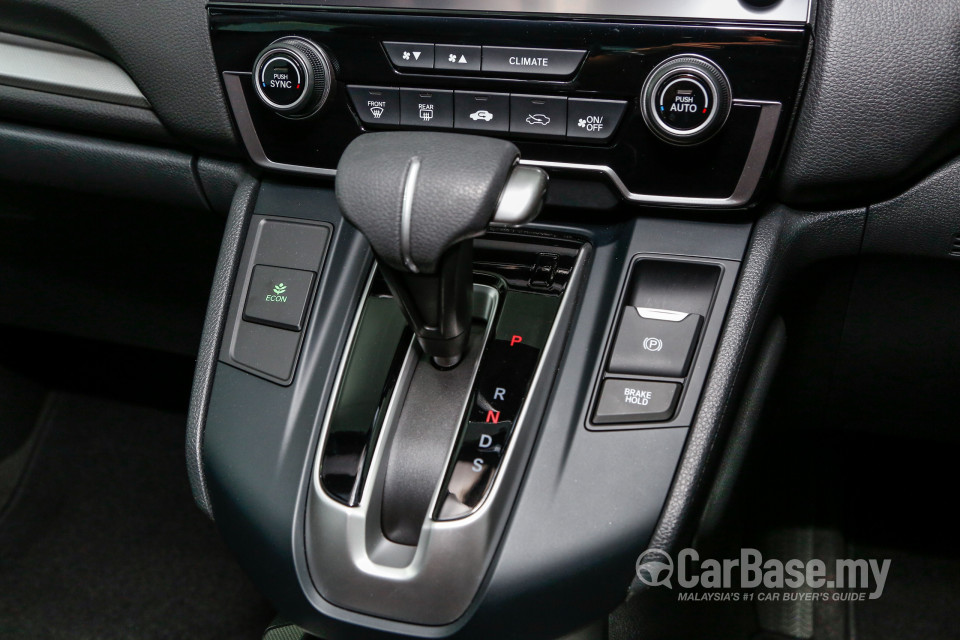 Honda CR-V RW (2017) Interior