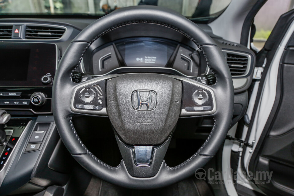 Perodua Aruz D38L (2019) Interior